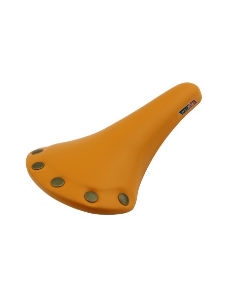 Saddle 1221 Endzone Orange.